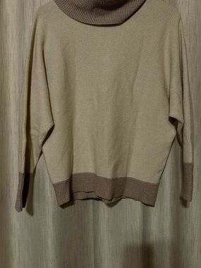 Women’s waffle Beige Contrast Hem Turtleneck Sweater